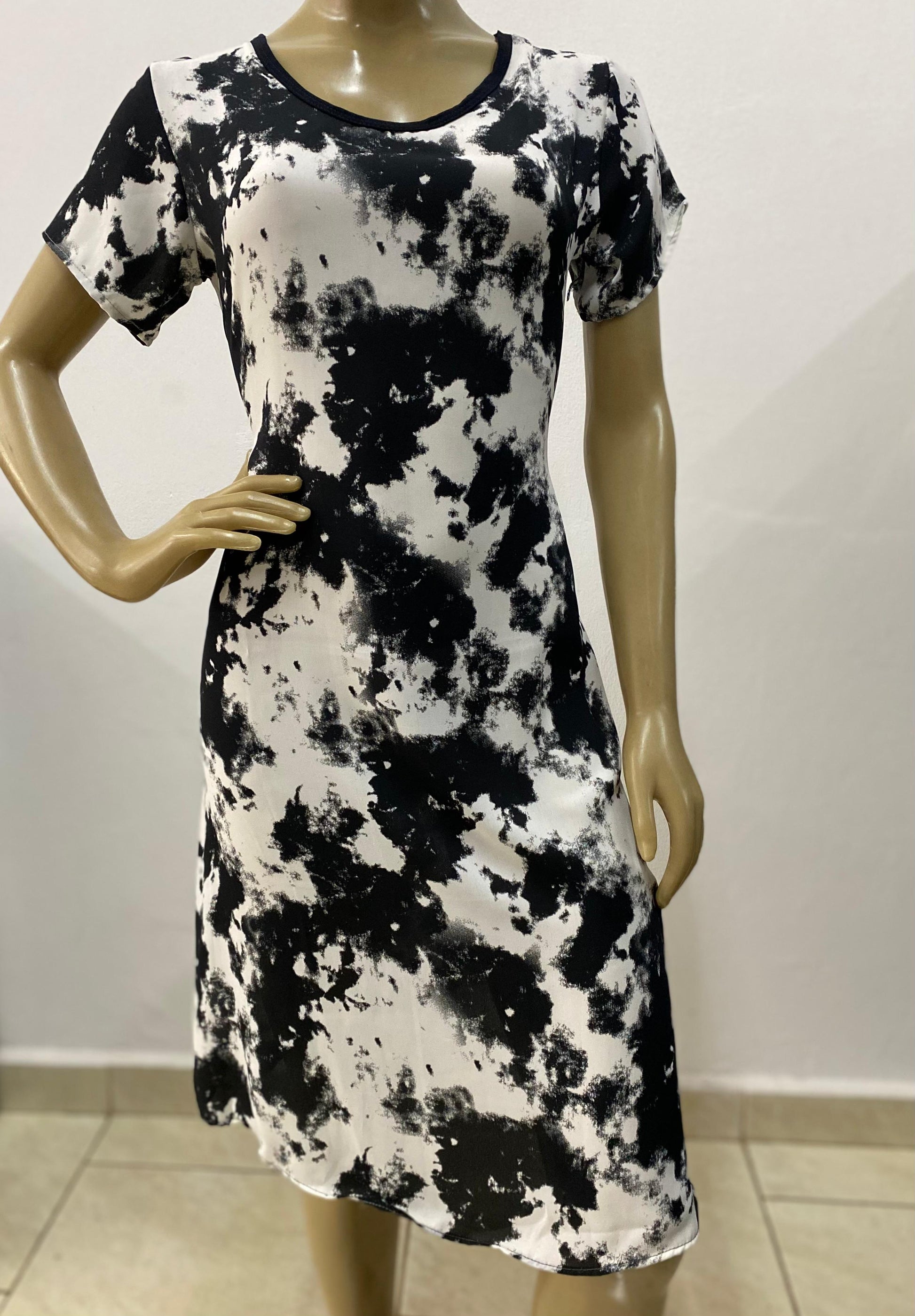 Vestido Feminino Estampado Preto e Branco