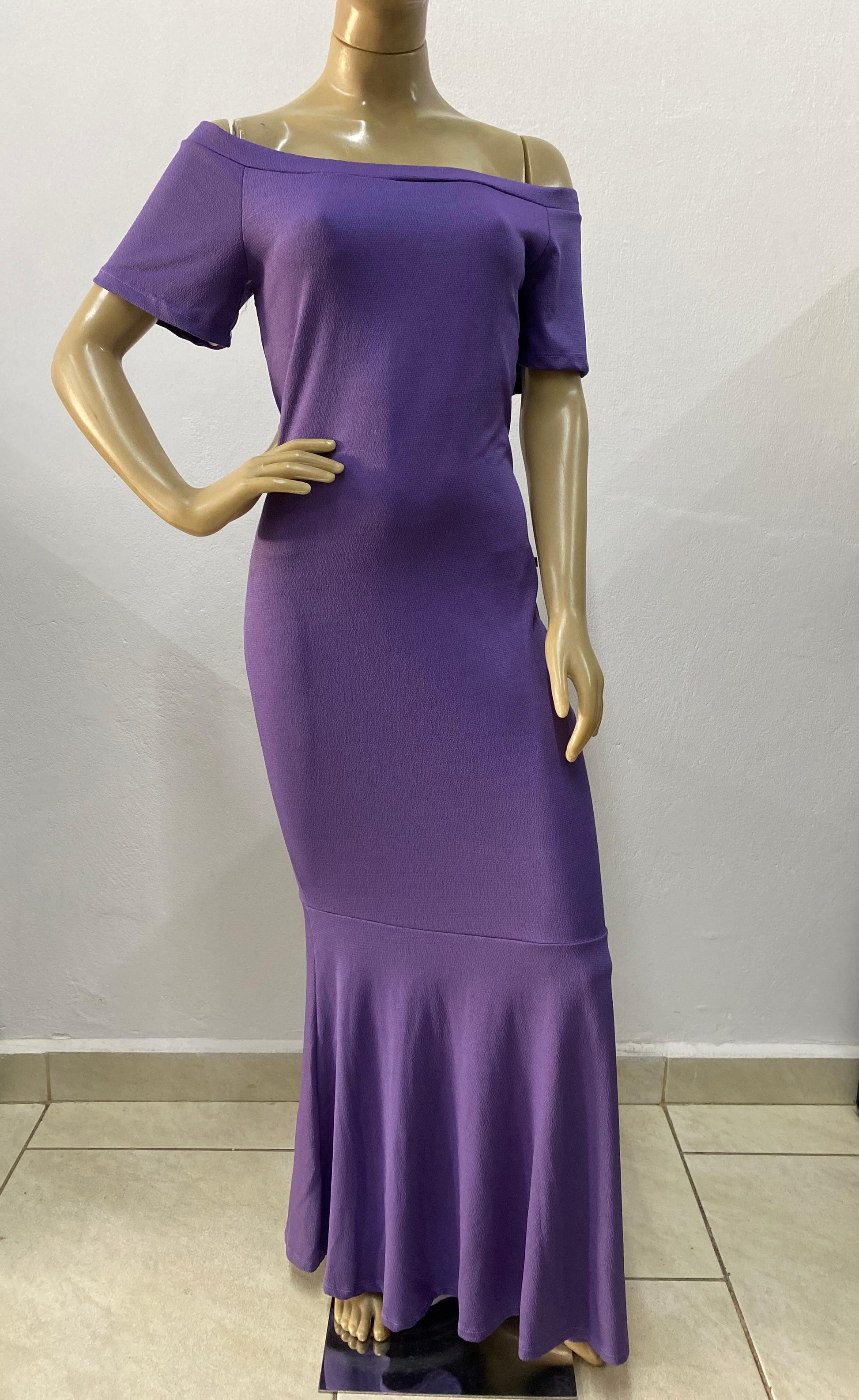 Vestido Longo Ombro a Ombro Roxo