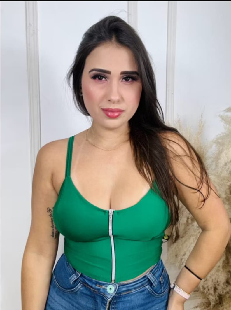 Cropped Ziper Alçinha Conforto com Estilo Moderno