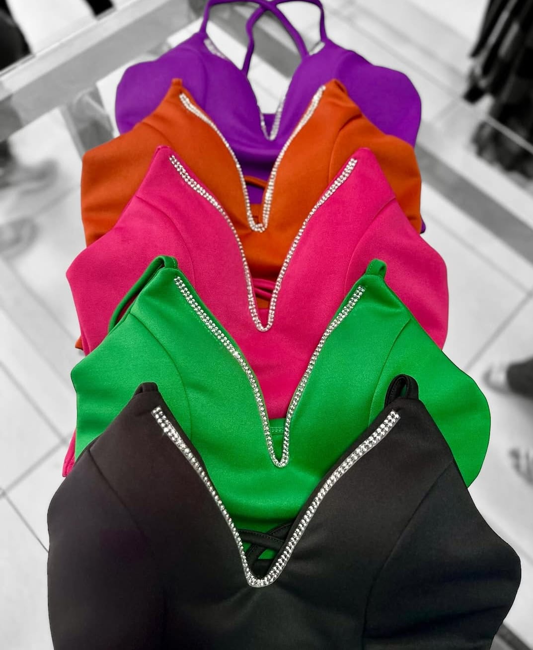 Cropped Neopreme Straz Look Moderno e Confortável