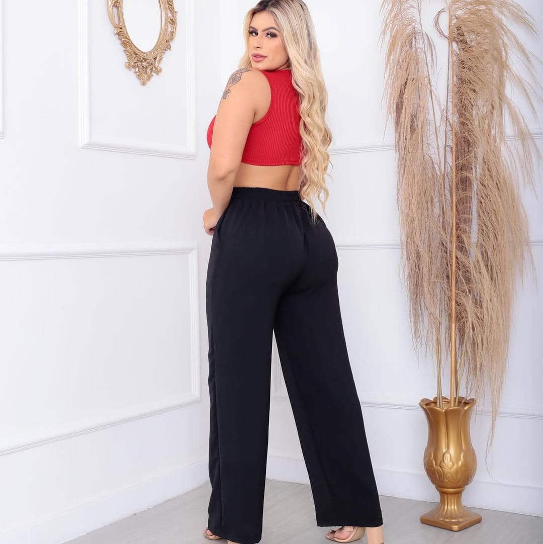 Cropped Canelado Decote Fenda Estilo e Conforto