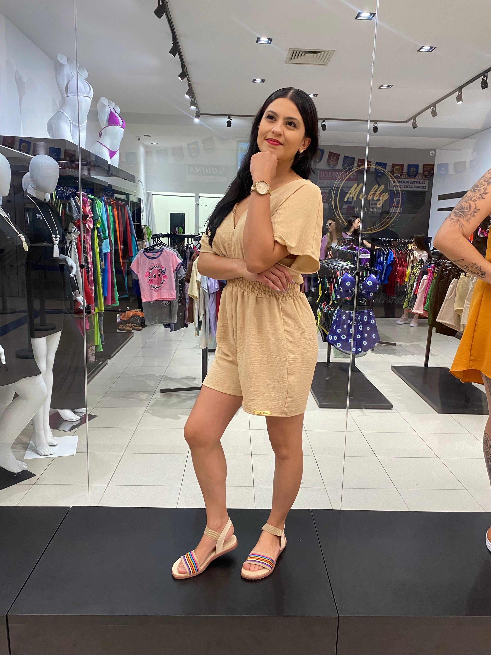 Macaquinho Feminino Duna Leveza para Todas as Ocasiões