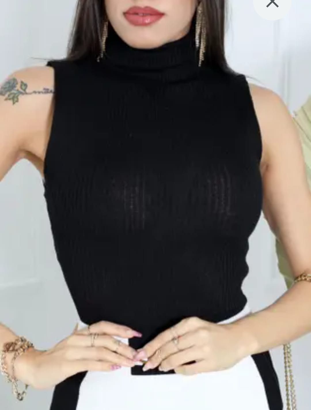 Blusa Garrafinha de Tricô com Gola | Elegância e Conforto para Meia Estação