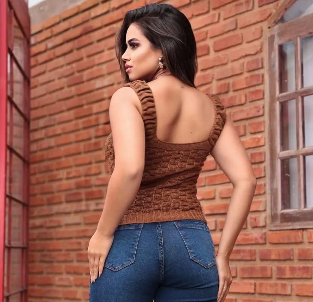 Cropped de Alcinha Tricot Tijolinho Versátil para Dia ou Noite