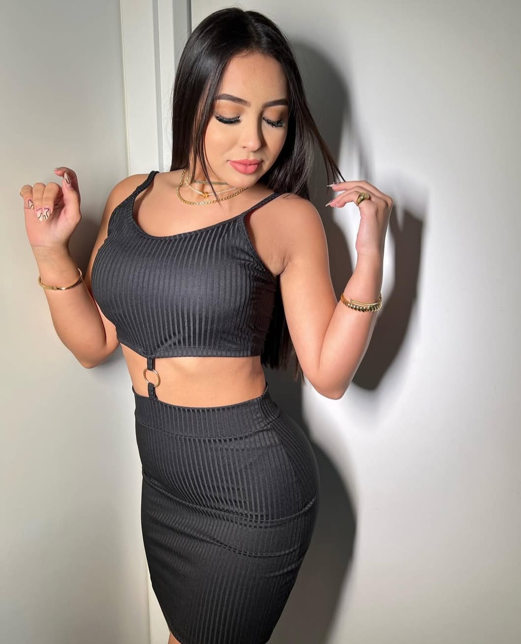 Vestido Canelado Cropped Saia com Detalhes em Argola