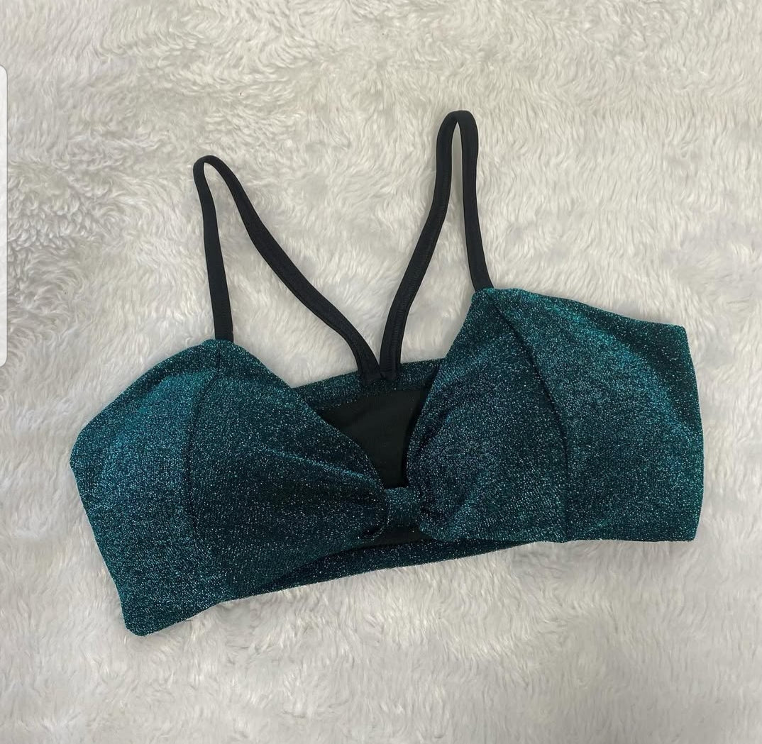 Cropped Lurex com Amarração Estilo Fashion com Toque Sexy