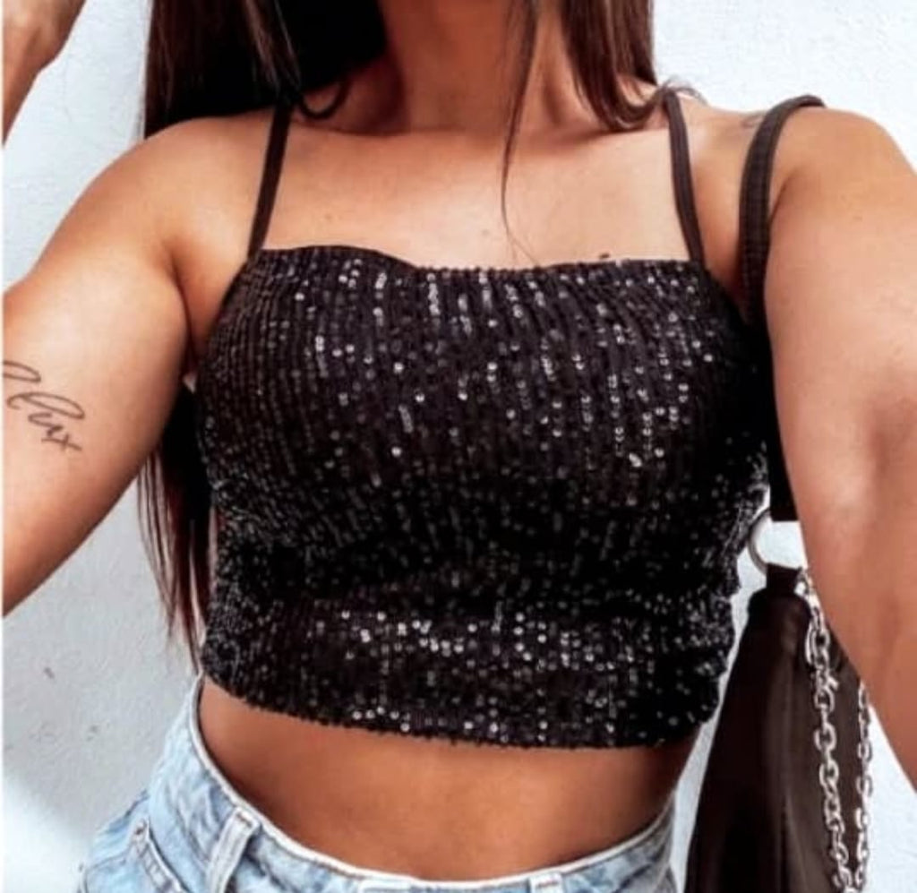 Cropped Paetê sem Bojo Estilo Fashion com Toque Sexy