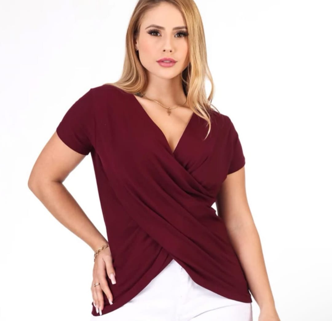 Blusa Malha Transpassada Conforto e Estilo Feminino