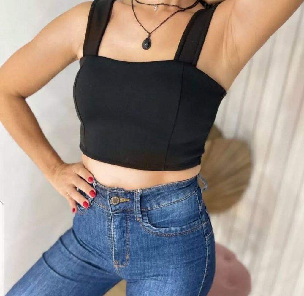 Croppedy Neopreme Regatinha Look Despojado e Estiloso