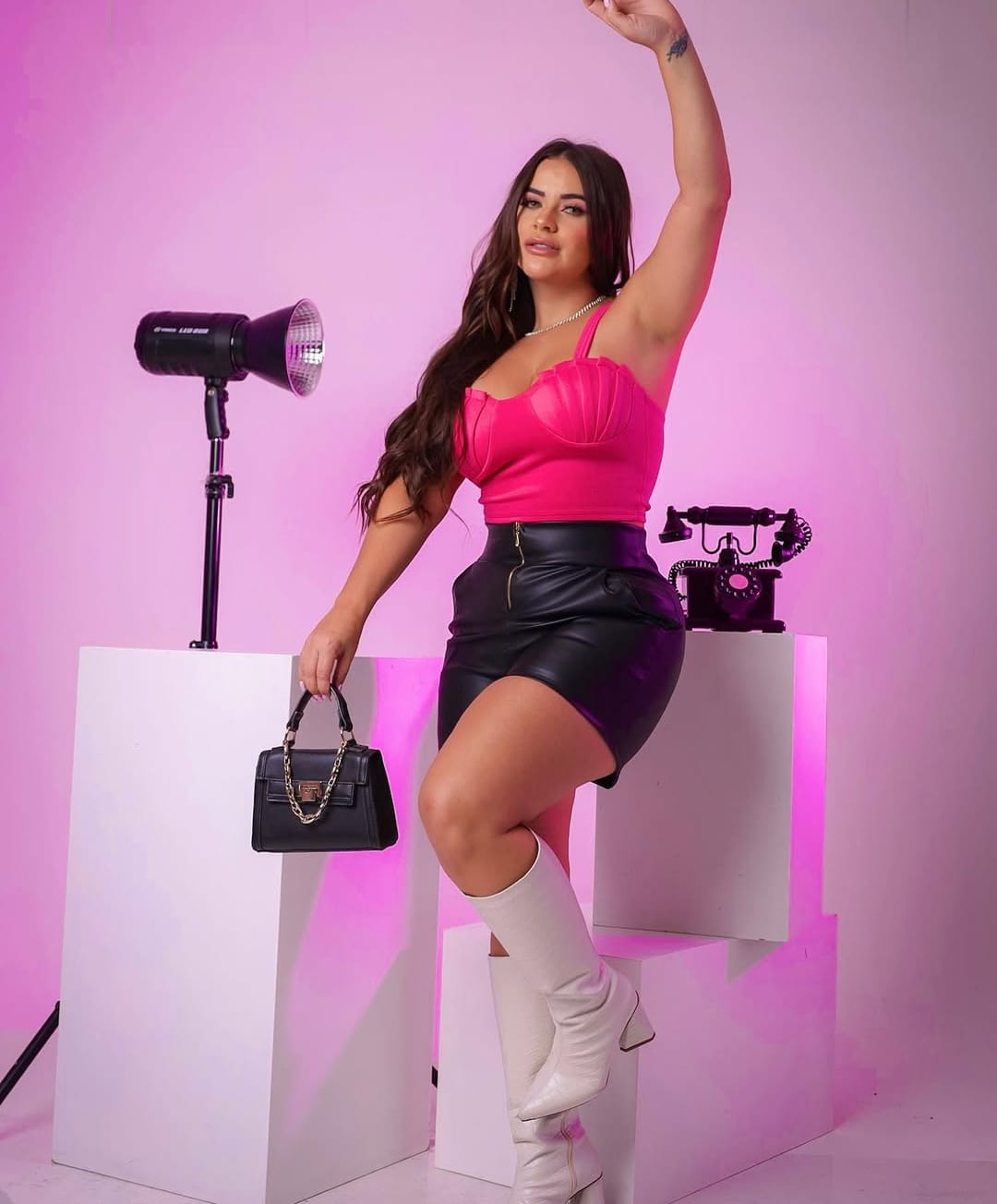 Cropped Neopreme Concha Look Feminino Charmoso