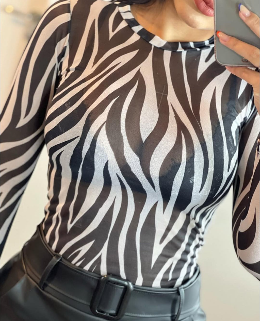 Boddy Tule Manga Longa Conforto com Estilo Moderno