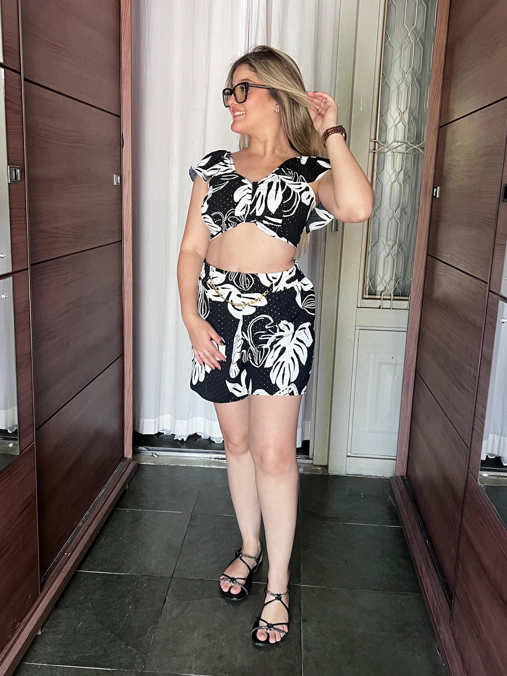 Conjunto Feminino Eliana P&B Look Sofisticado e Atemporal