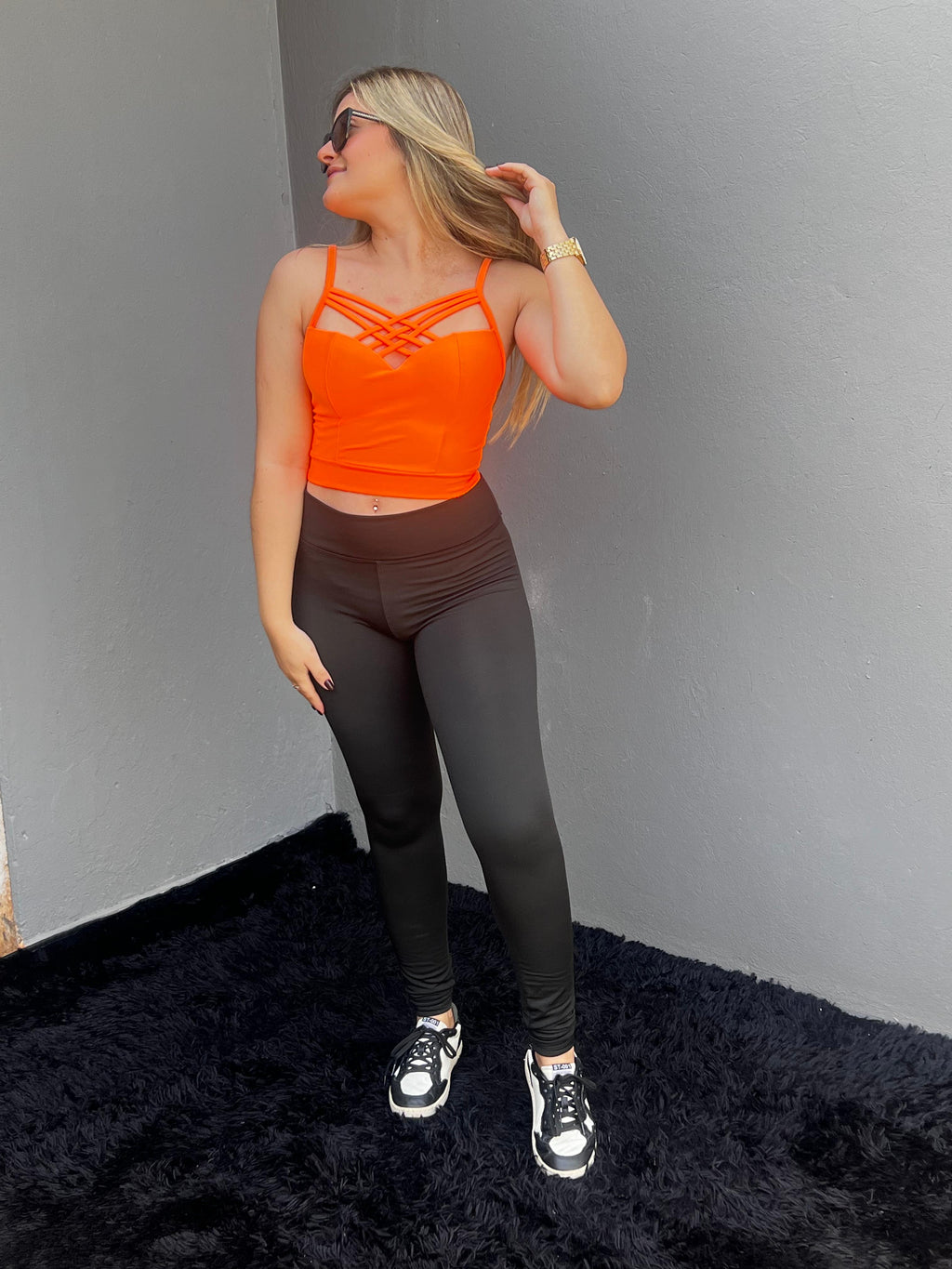 Cropped Lycra X Frente Moda Estilosa e Versátil