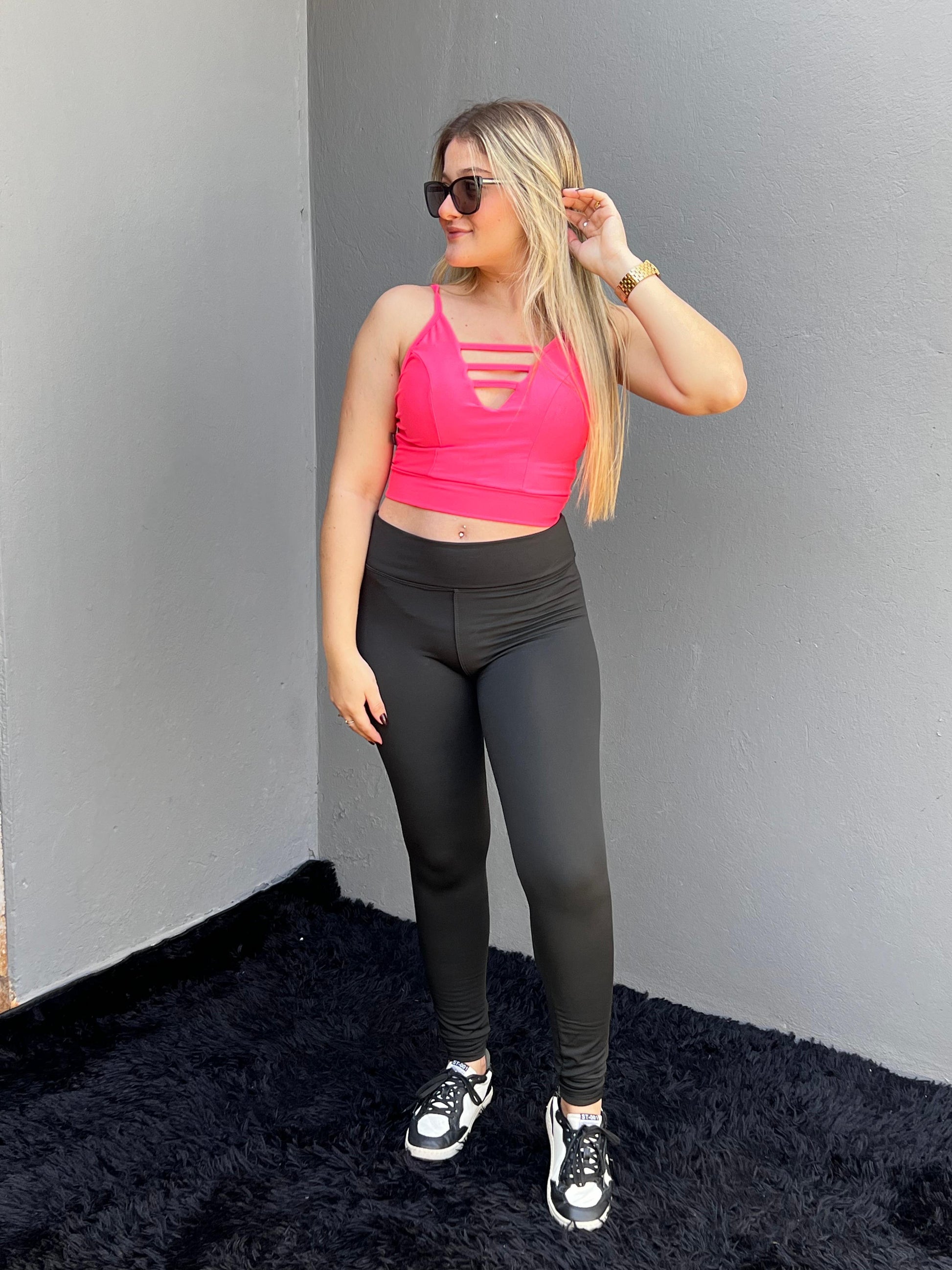 Cropped Lycra Line Alcinha Moda Estilosa e Versátil