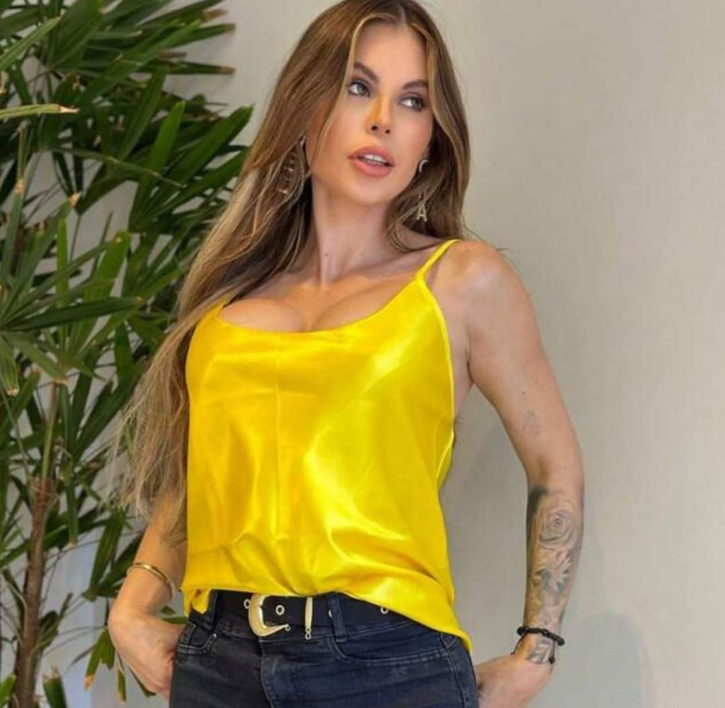 Regata Feminina Cetim Lisa Leve e Estilosa