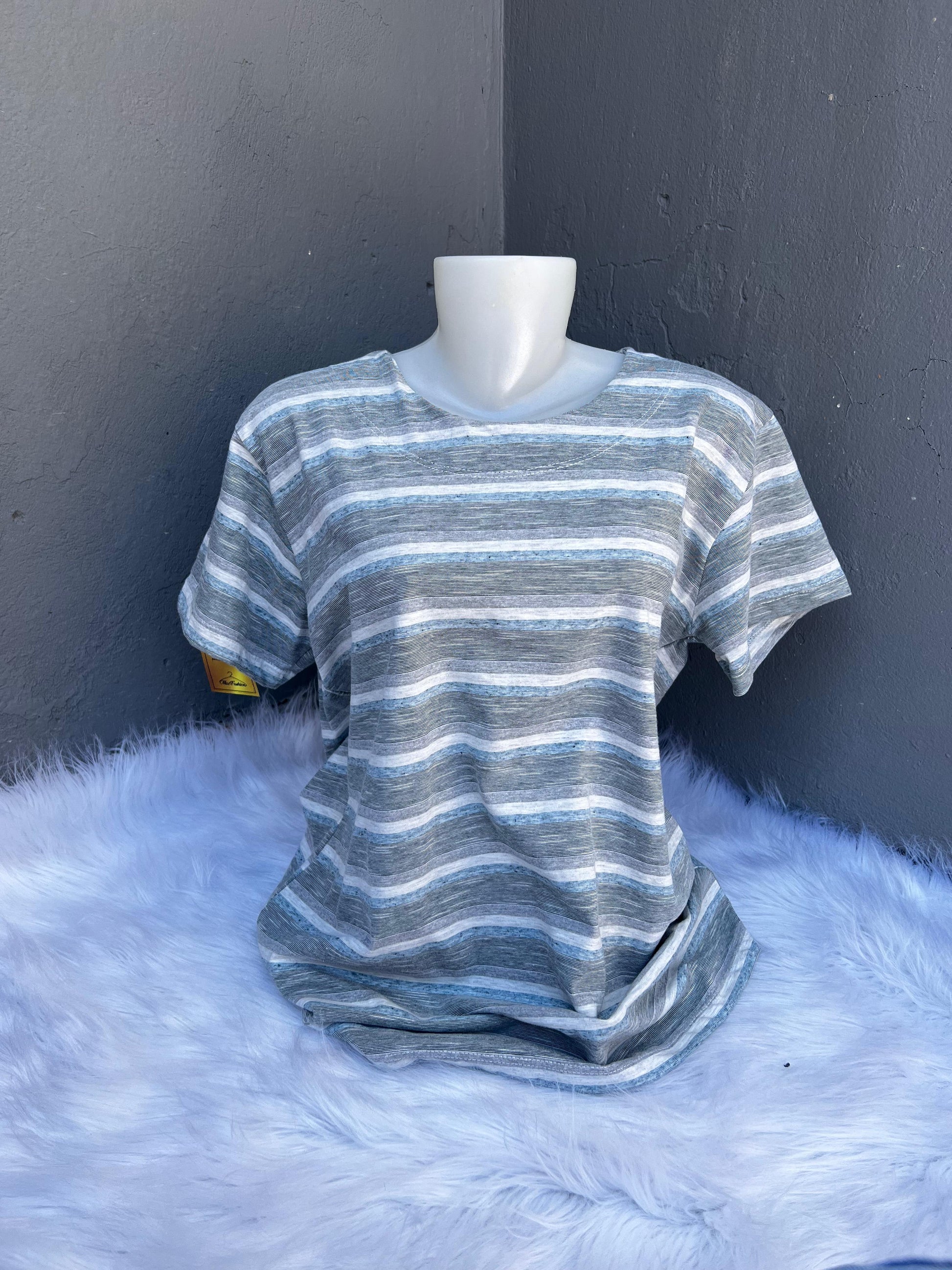 T-Shirts Feminina Plus Listra Conforto Para o Dia Dia