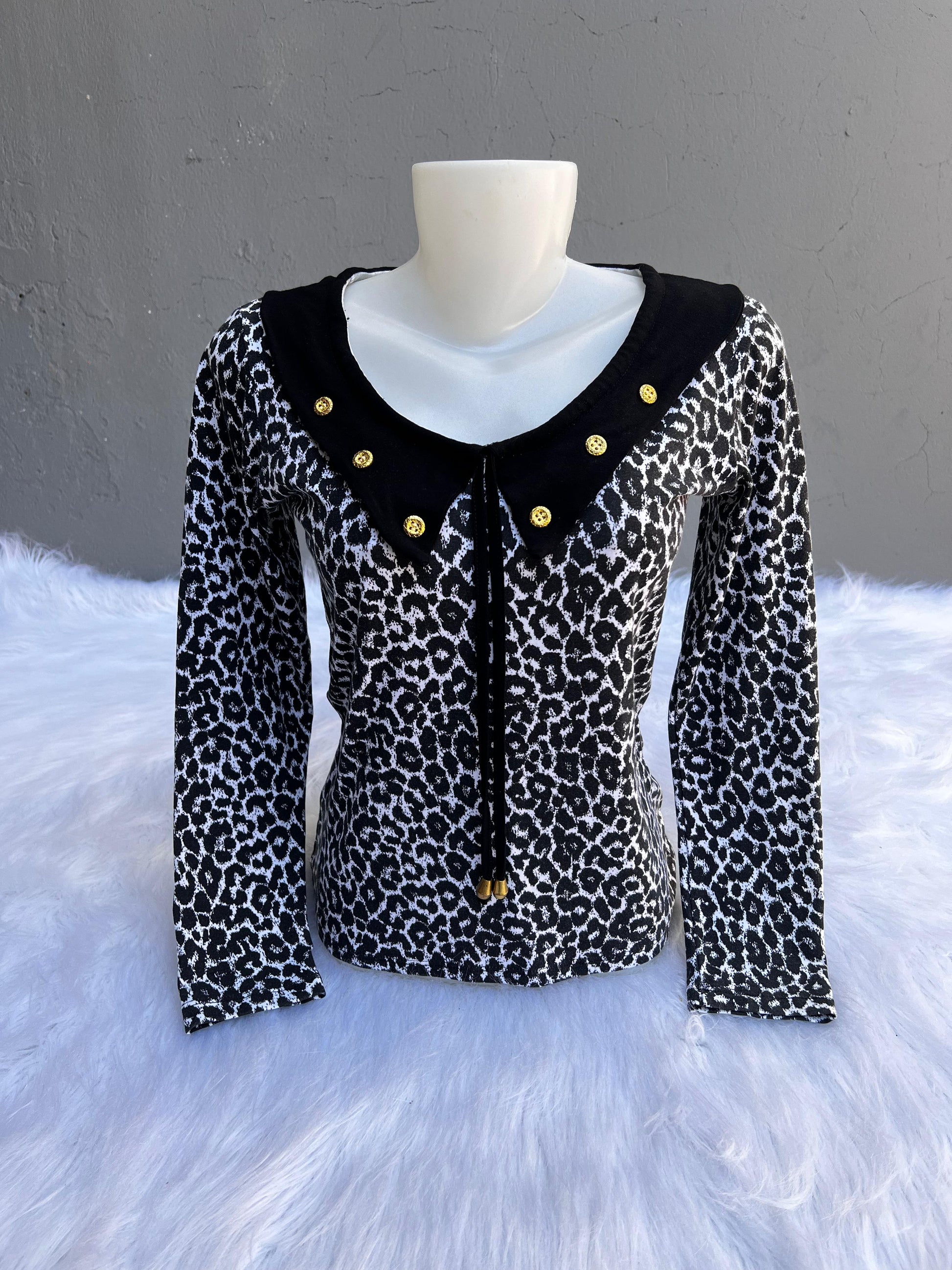 Blusa Decote V Manga Longa Look Feminino Chic e Confortável