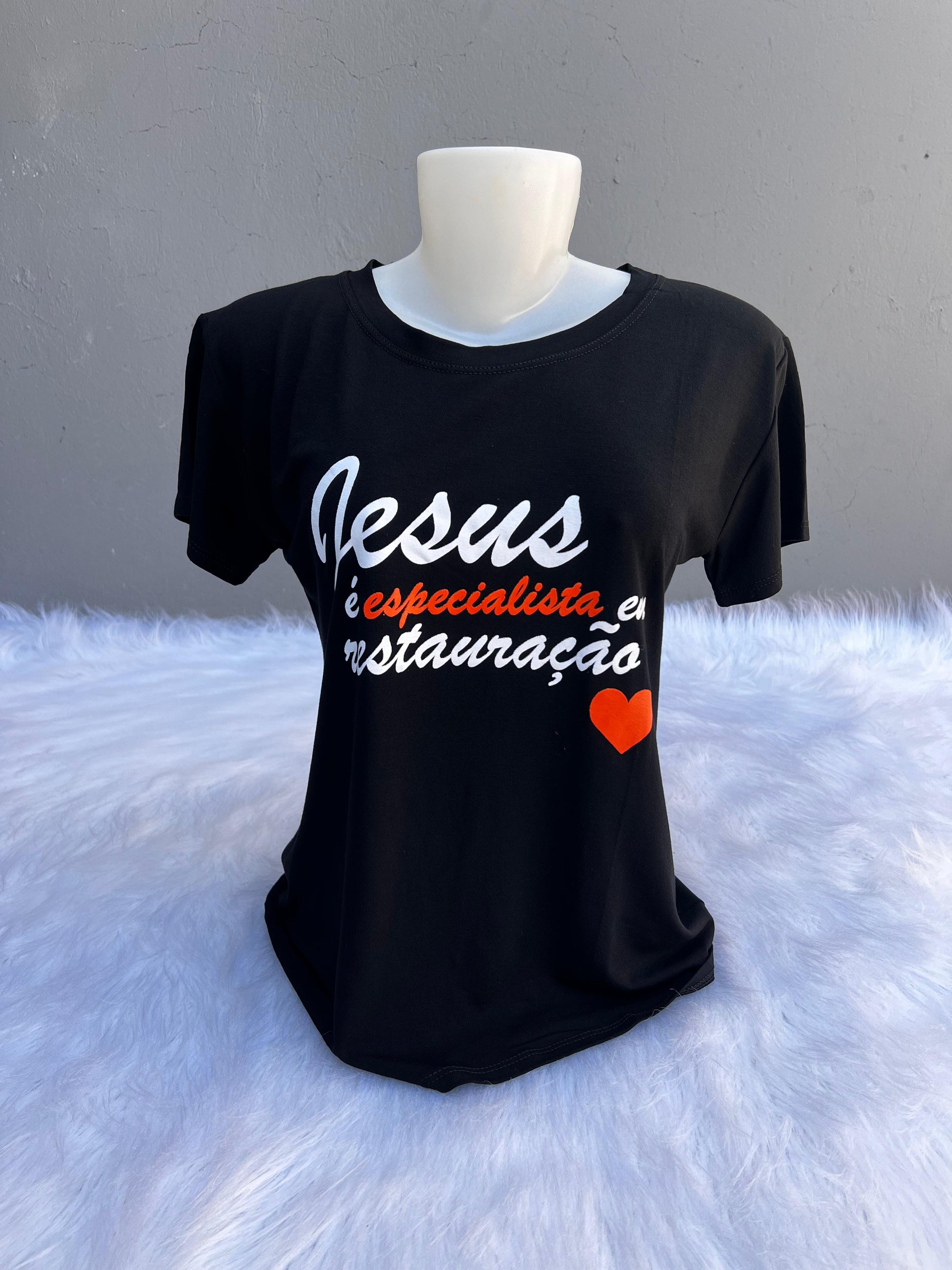 T-Shirt Fofa Slim Feminina Look Charmoso e Despojado