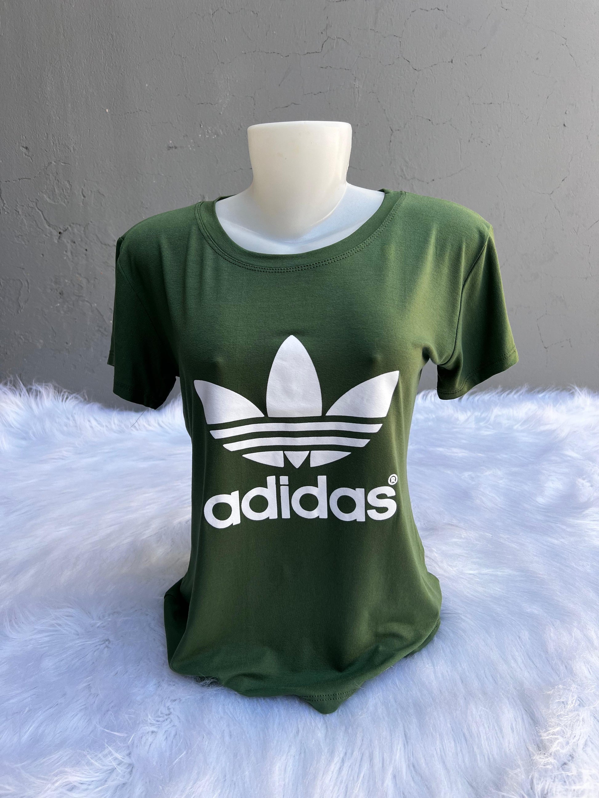 T-Shirt Fofa Slim Feminina Look Charmoso e Despojado