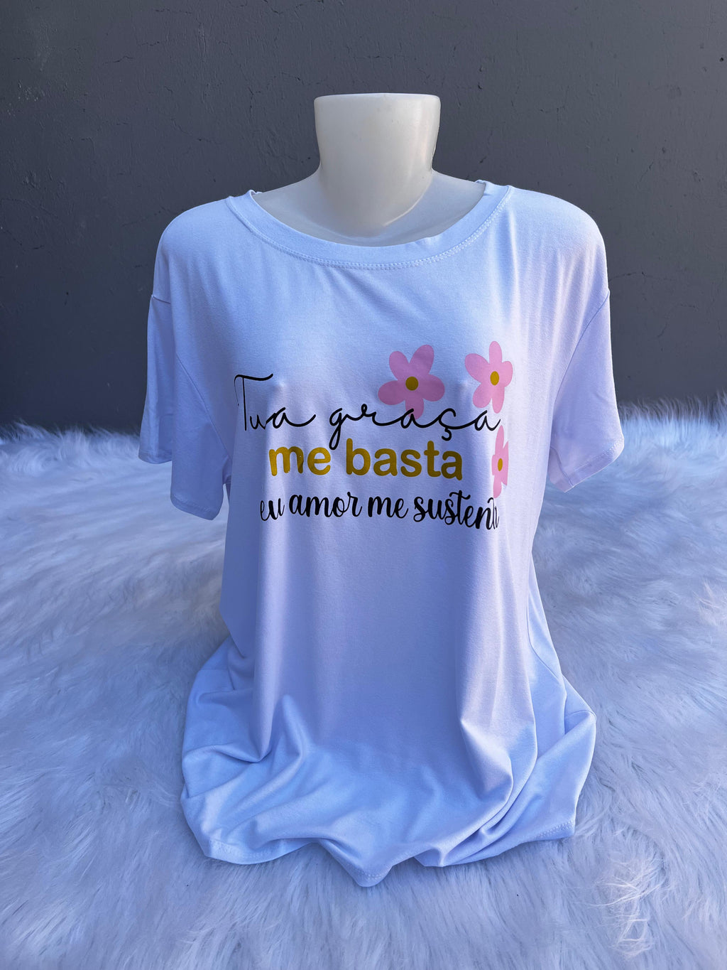 T-Shirt Fofa Slim Feminina Look Charmoso e Despojado