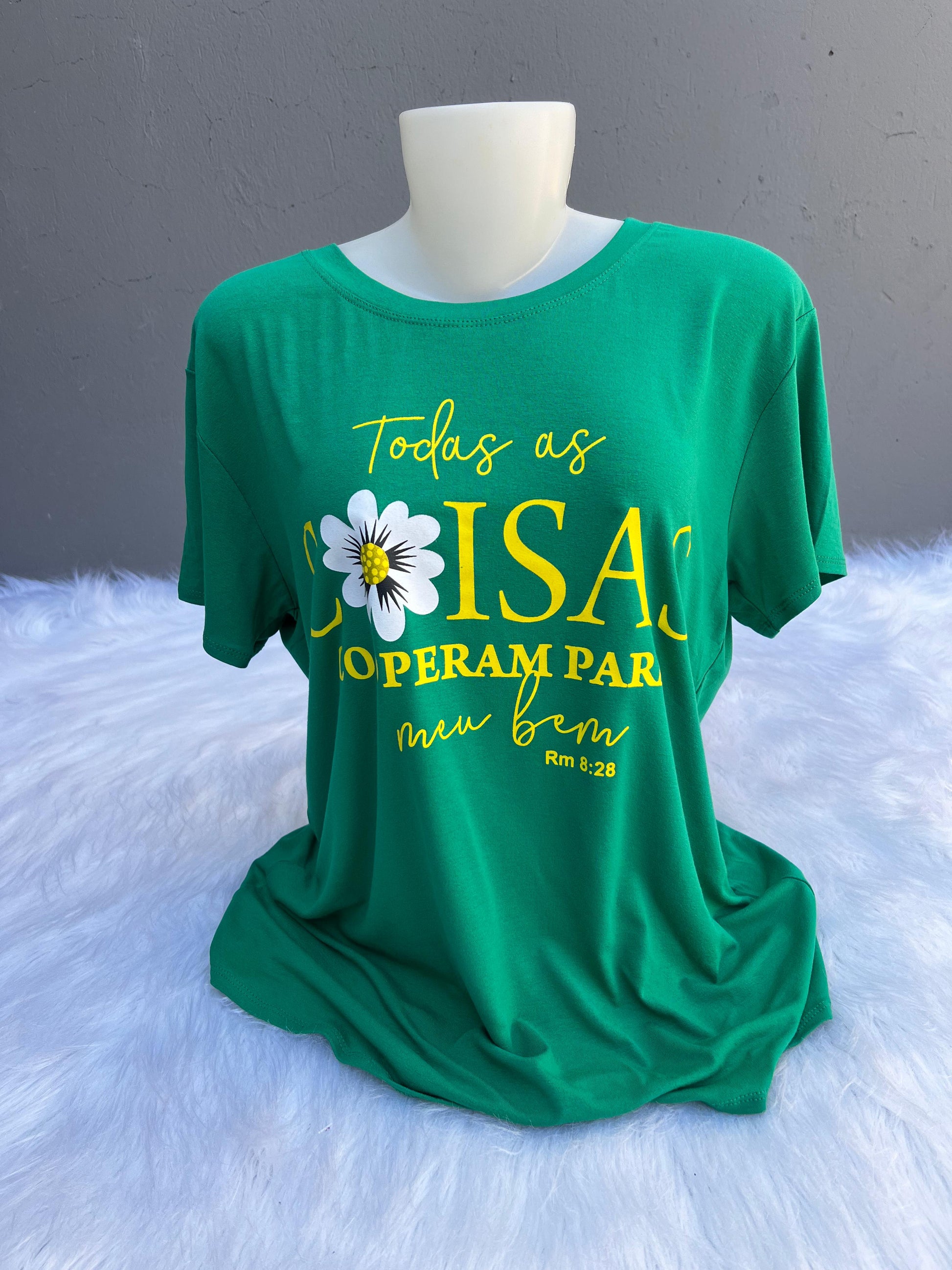 T-Shirt Básica Moda Feminina Essencial e Prática