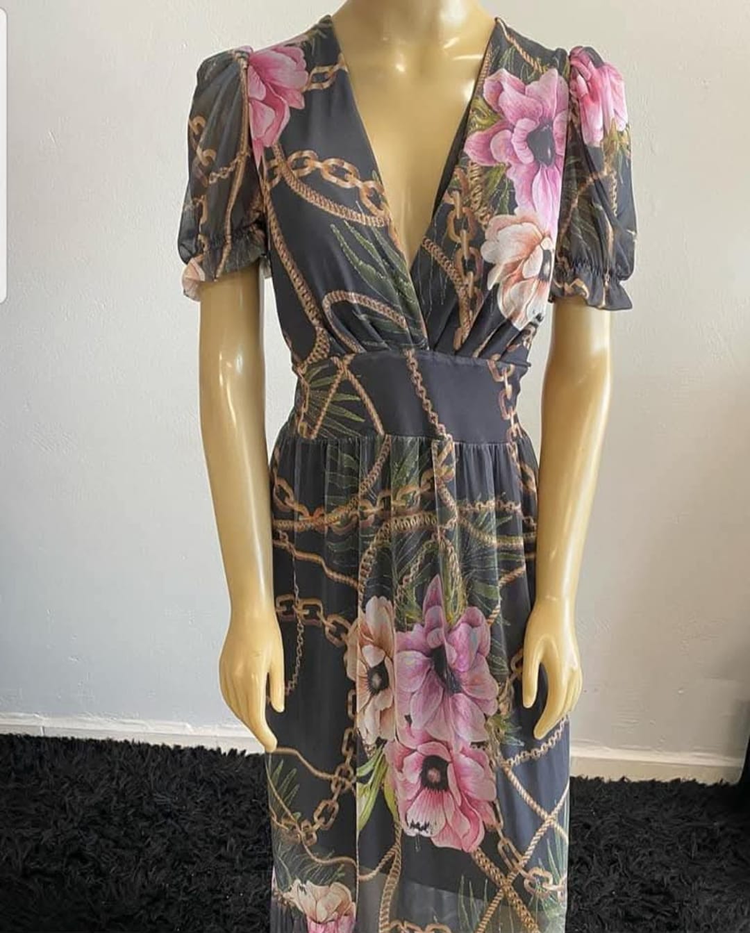 Vestido Longo Tule com Forro Romântica, Fluida e Atemporal