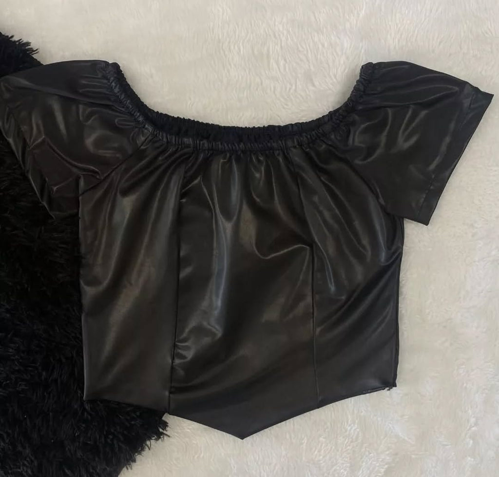 Cropped Ciganinha Cirre Look Moderno e Chic