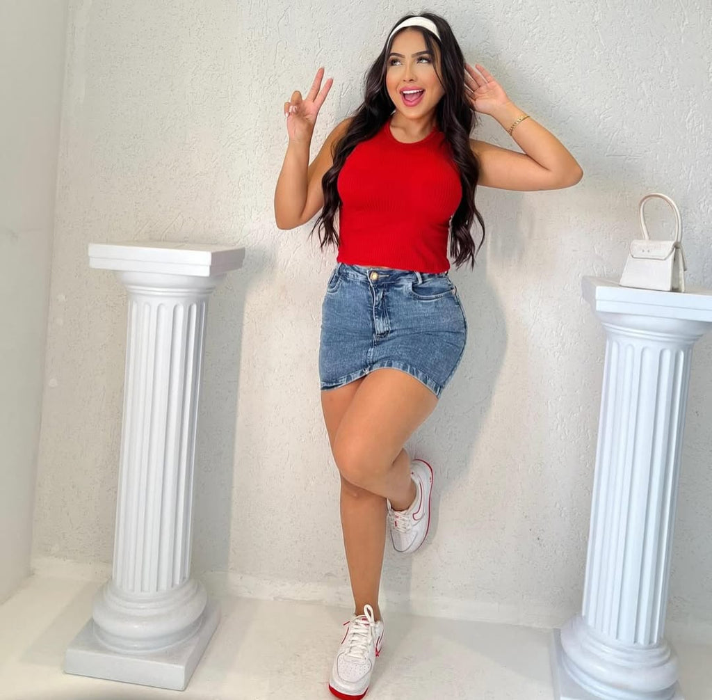 Regata Malha Canelada Elegância e Conforto