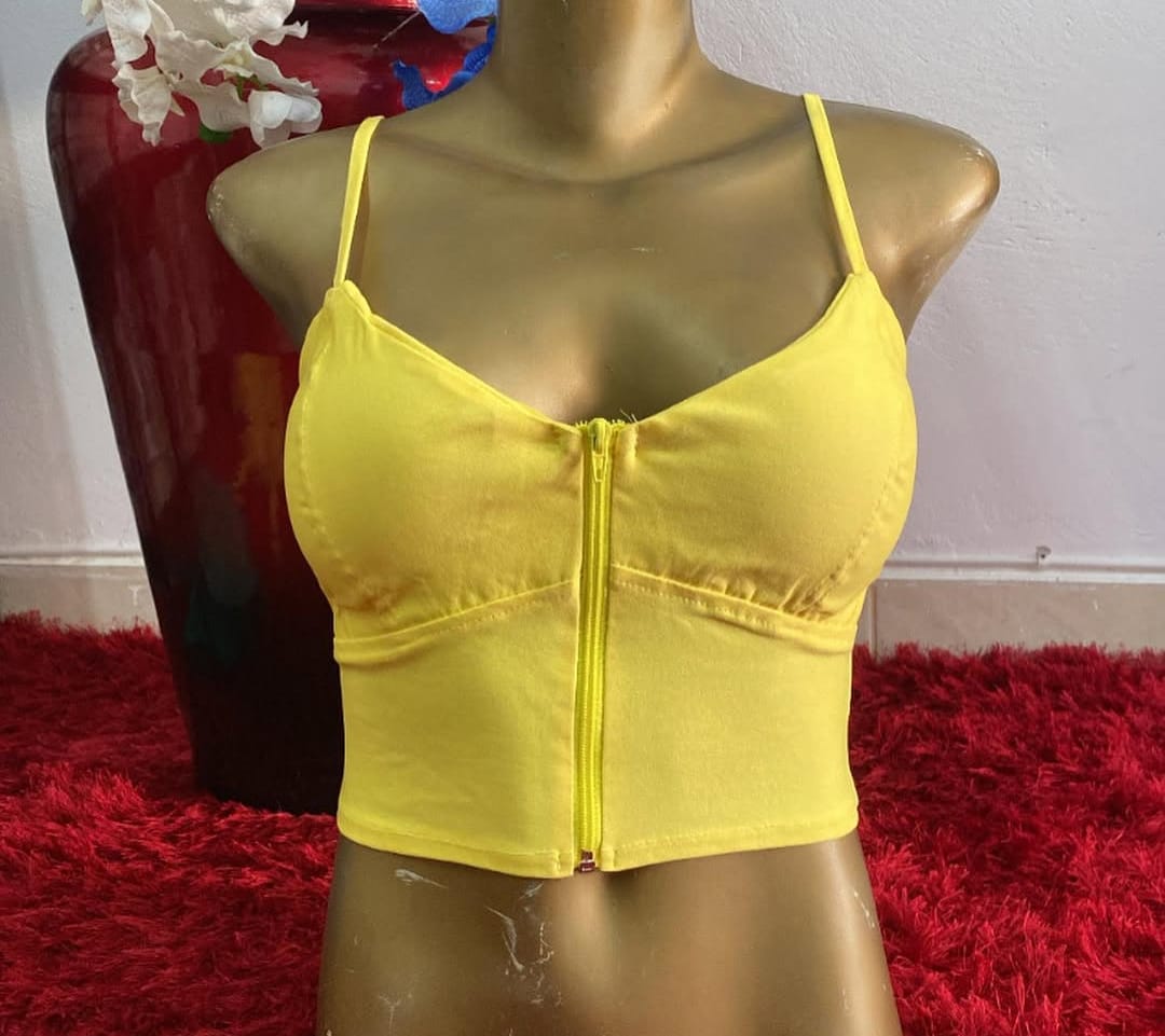 Cropped Ziper Frente Conforto com Estilo Moderno