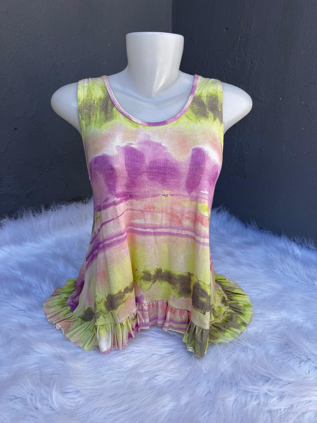 Regata Feminina Delicada Aplicação nas Costas