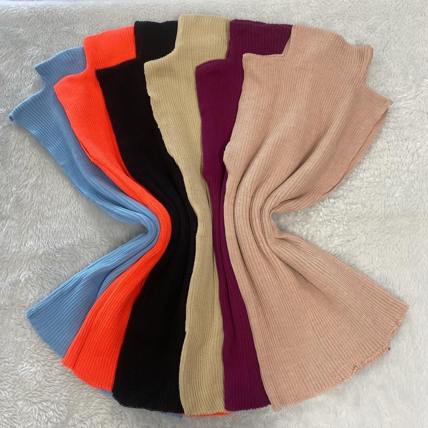 Blusa Garrafinha de Tricô com Gola | Elegância e Conforto para Meia Estação