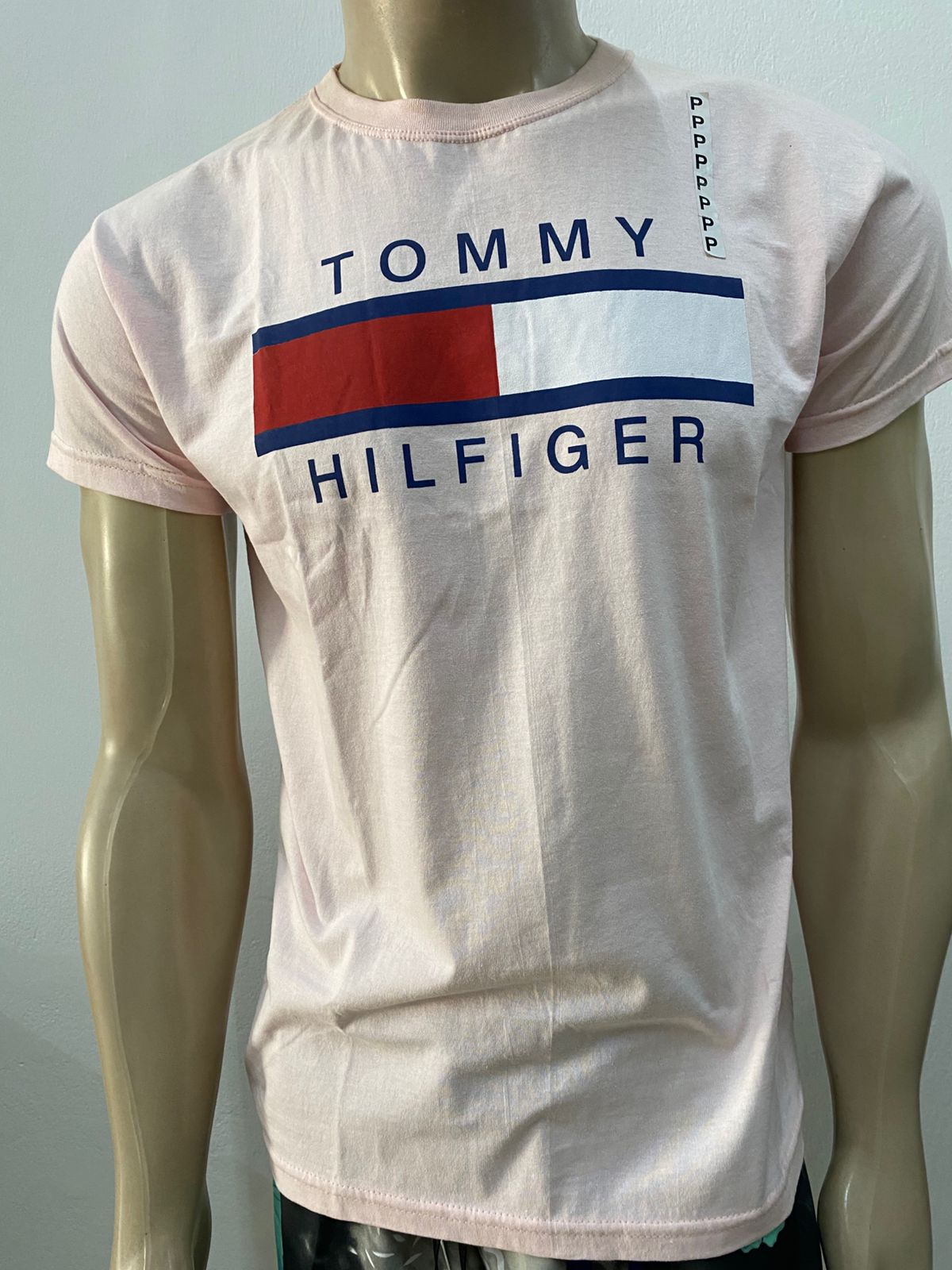 Camiseta Tommy Hilfiger Rosa Masculina