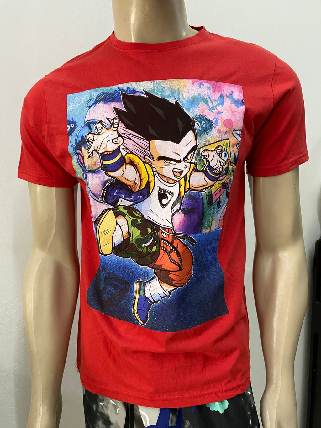 Camiseta Masculina Estampada Anime – Vermelha
